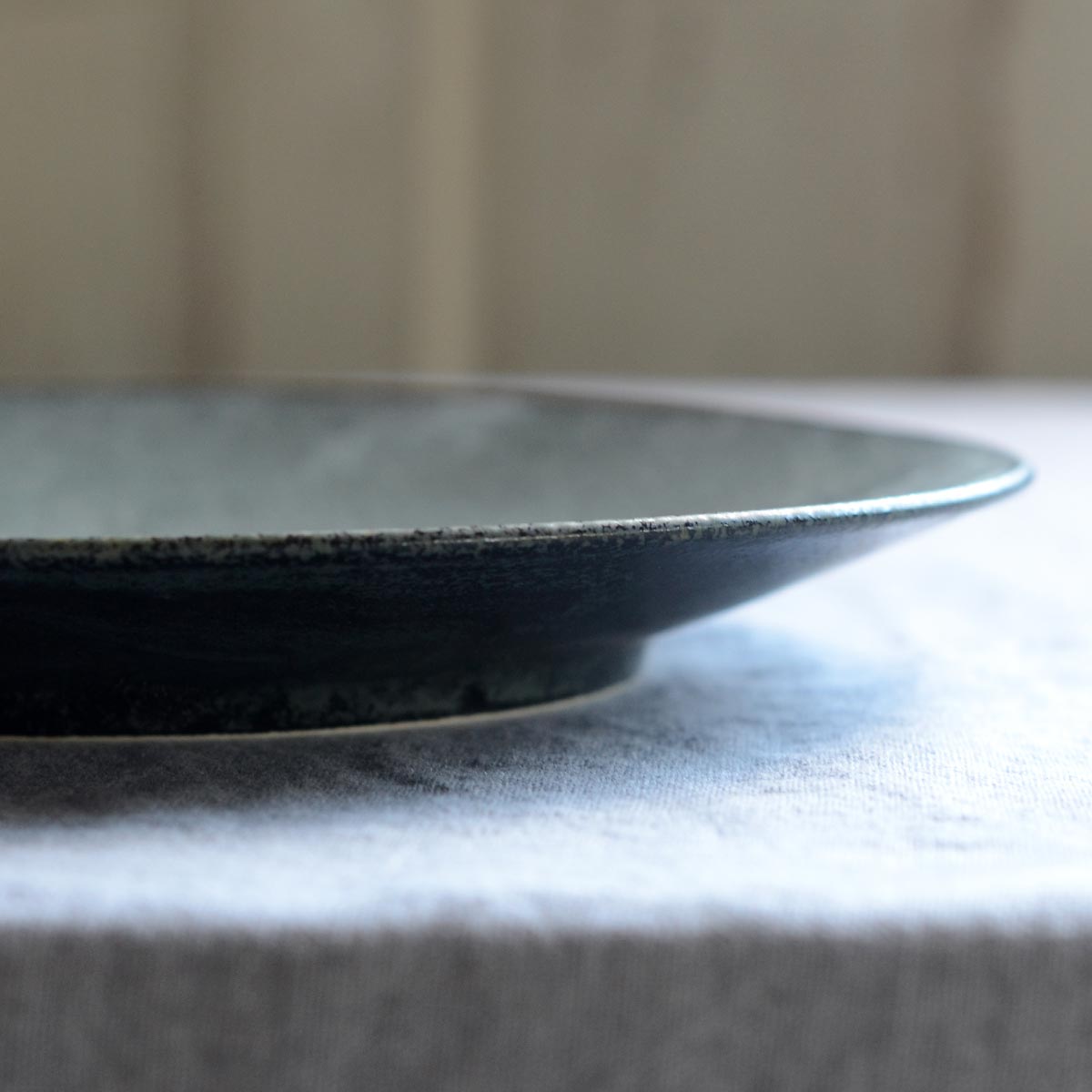 【取り寄せ商品】CARITA カリタ 27cmディナー 黒滴(こくてき)【日本製】 17358402