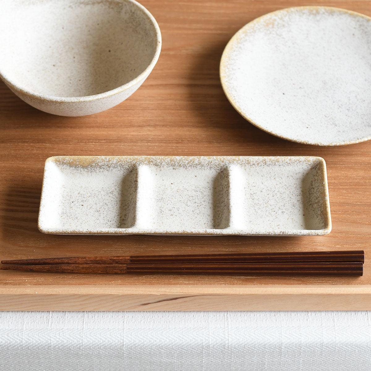 【取り寄せ商品】絹衣 きごろも 浅口三つ仕切