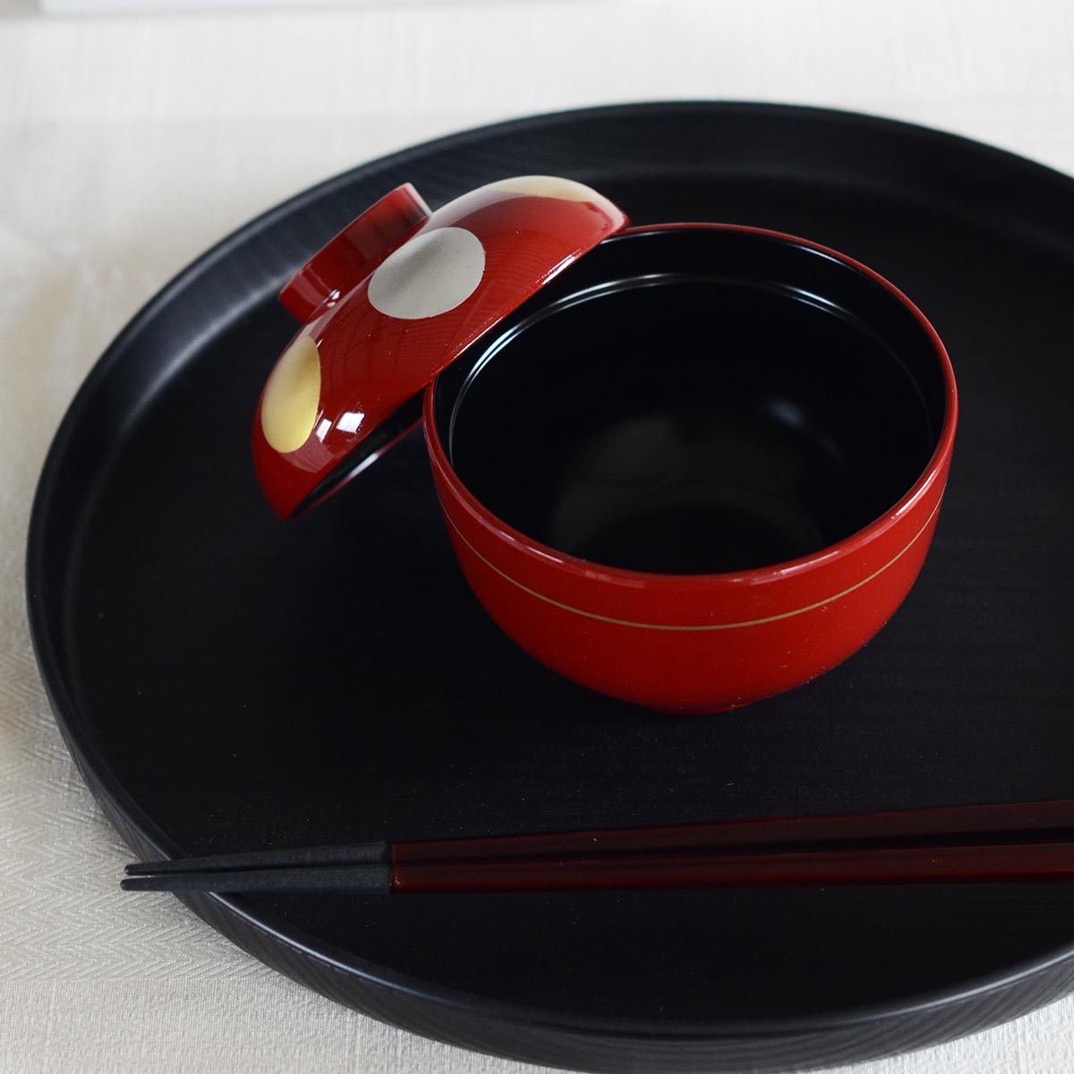 【取り寄せ商品】漆器椀 麻呂小吸椀 朱日月 179 5-205-3