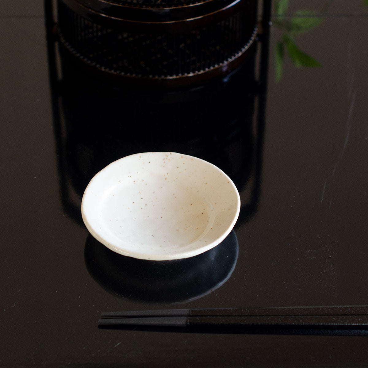 【取り寄せ商品】饗の器 きょうのうつわ -M.STYLE- ラウンドディッシュ9cm 4色【日本製】 KU0109