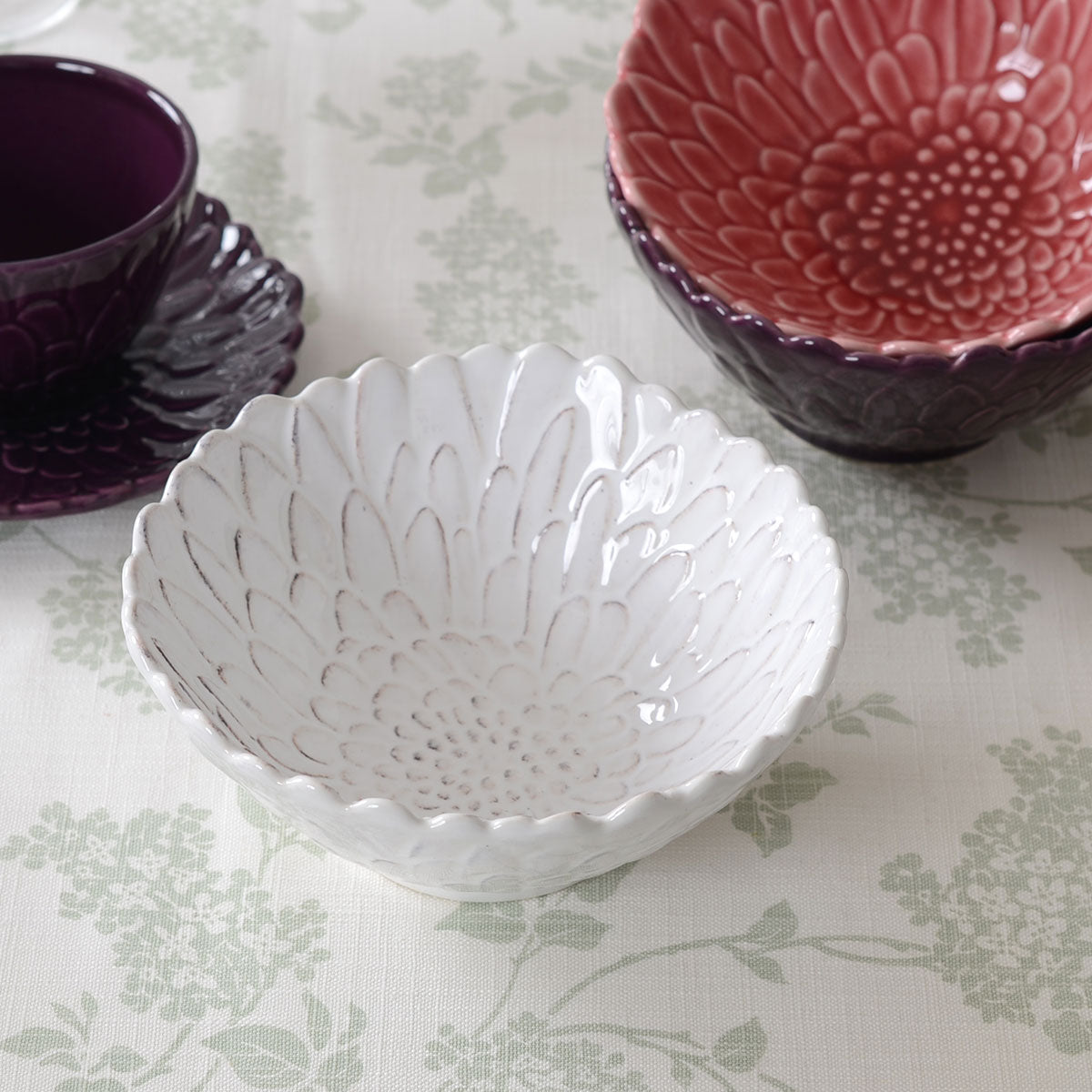 BORDALLO SAN RAPHAEL ボルダロ・サンラファエル BLOOMYブルーミー ボウルMワイド クリサンテーモ【ポルトガル製】 BP025004