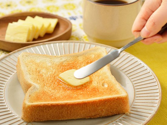 【メール便送料無料】ワイヤーでスーッと切れるバターカッター