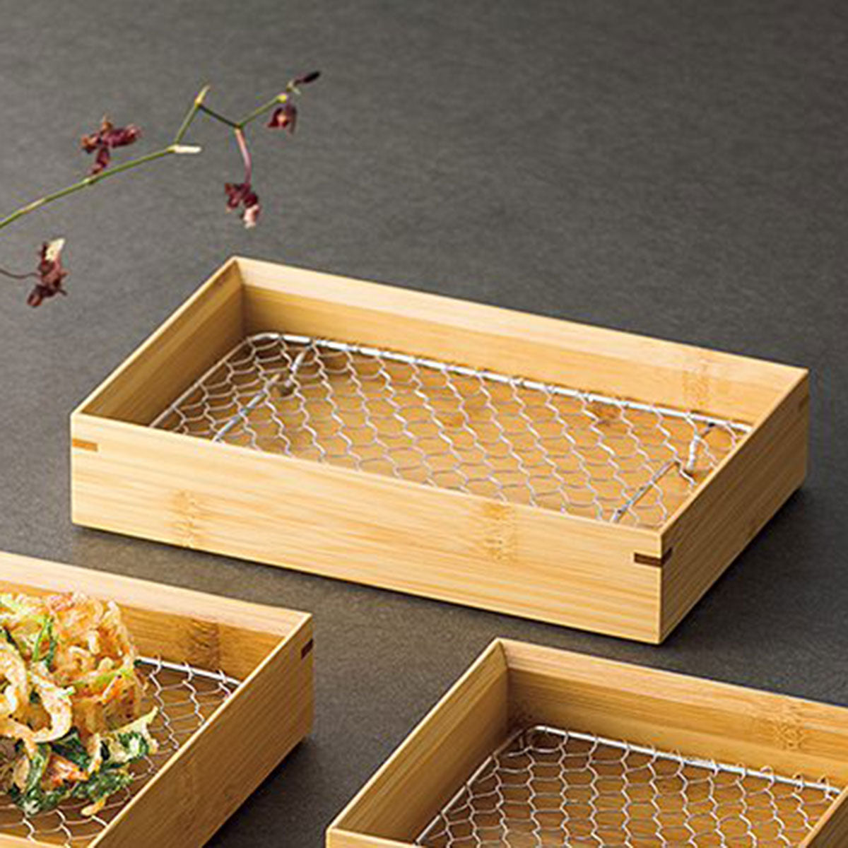 【取り寄せ商品】用美 YOUBI 竹・天ぷら盛皿(ステンレス目皿付) 長角 クリアー 18269