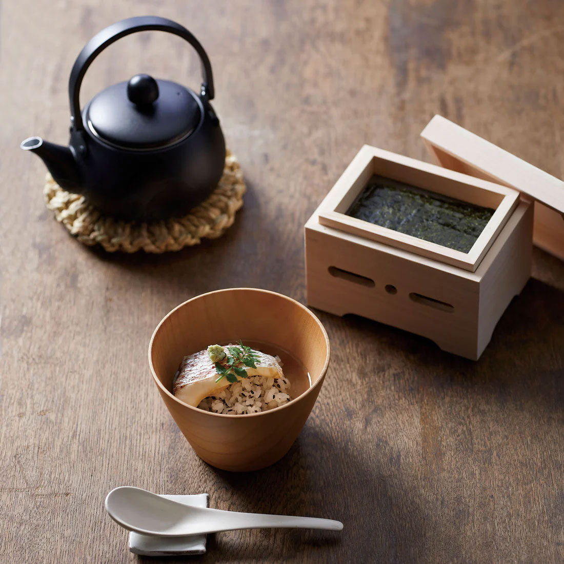 【取り寄せ商品】アルミ製・ミニPOT 白・黒 2色