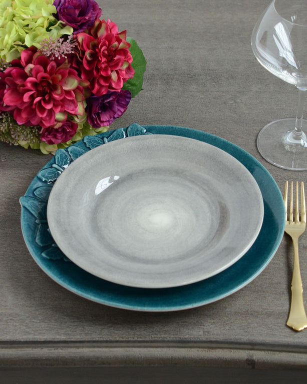 ベーシック　ラウンドプレート　21cm　５色　E004※下に重ねている皿は別売です。